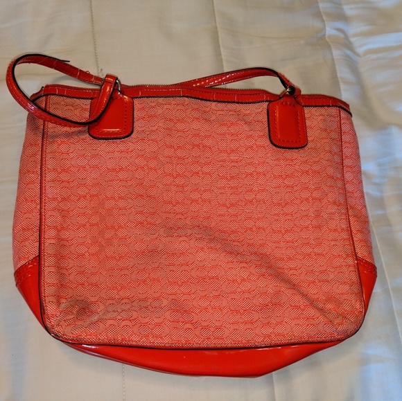 Coach purse - Picture 5 of 7